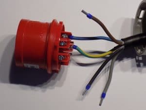 Conectar enchufe CEE ⚡(INSTRUCCIONES paso a paso) 🔎