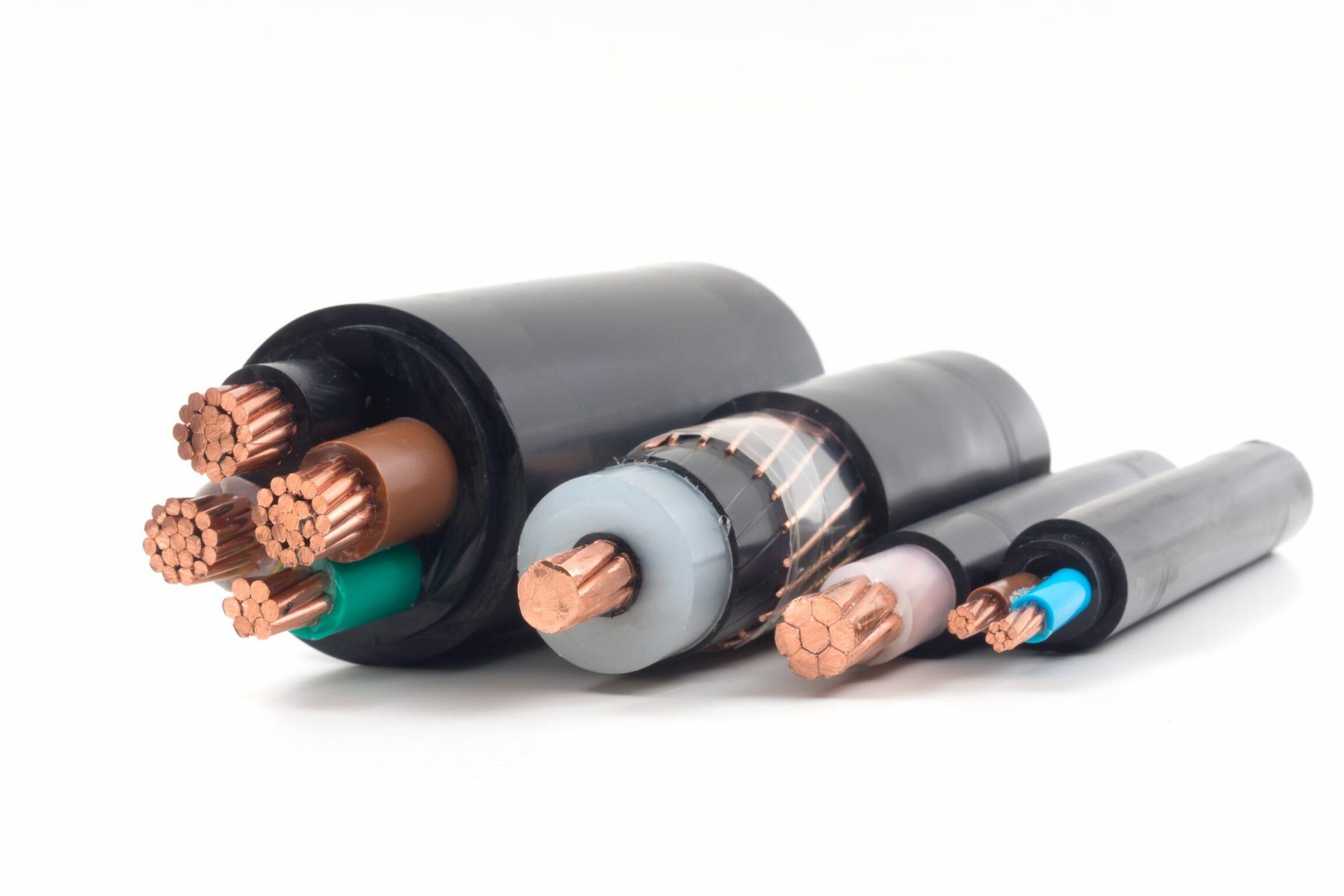 Cómo seleccionar el cable de alto voltaje adecuado - Connectronics Corp.